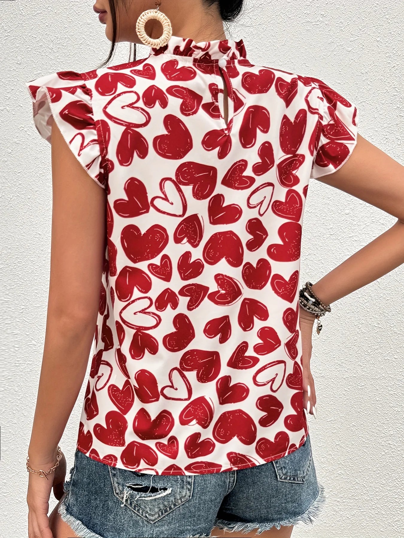 Chic Red Heart Print